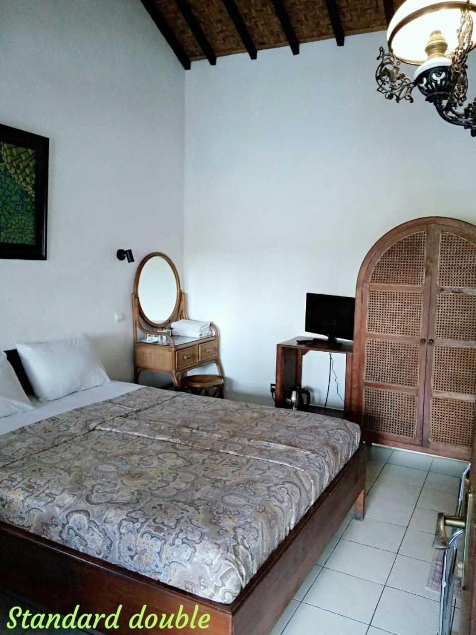 Bladok Hotel & Restaurant Yogyakarta Exteriör bild
