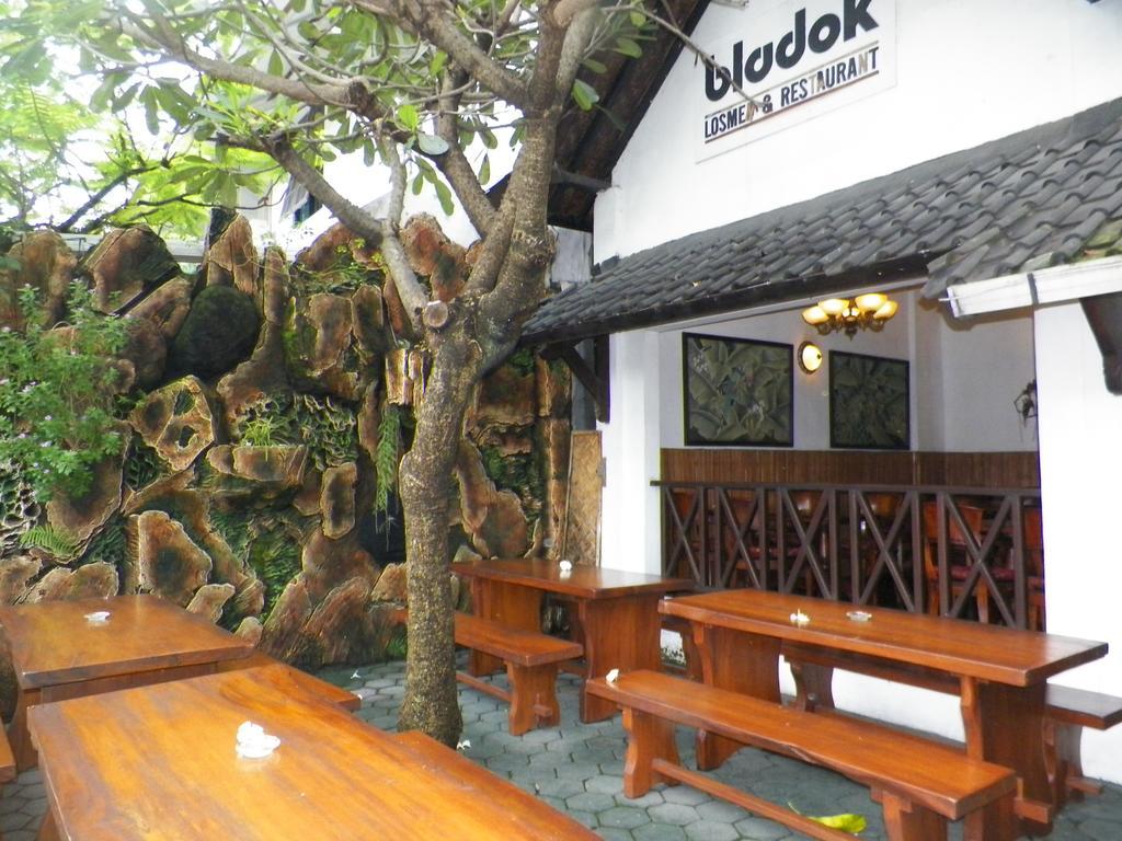 Bladok Hotel & Restaurant Yogyakarta Exteriör bild