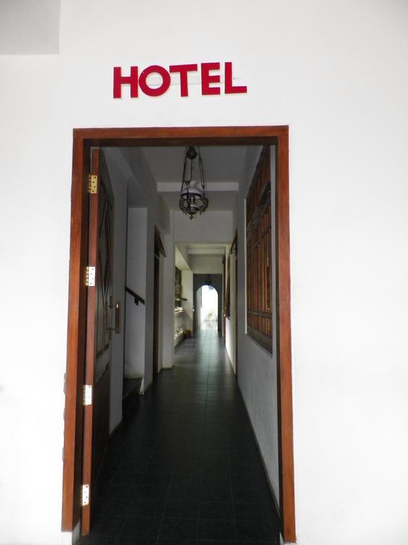 Bladok Hotel & Restaurant Yogyakarta Exteriör bild