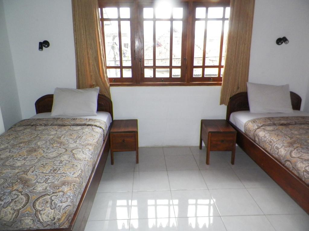 Bladok Hotel & Restaurant Yogyakarta Exteriör bild