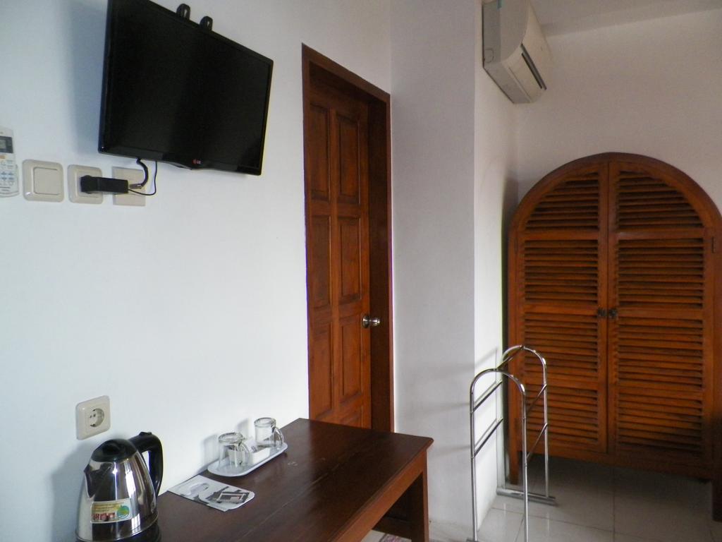 Bladok Hotel & Restaurant Yogyakarta Exteriör bild