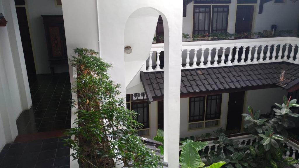 Bladok Hotel & Restaurant Yogyakarta Exteriör bild